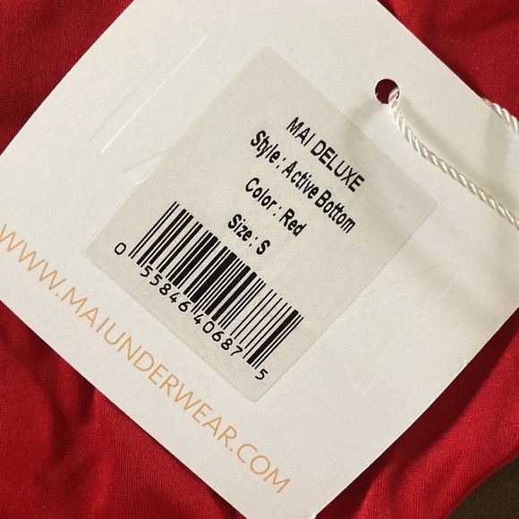 MAI Deluxe Active Bottom NWT Red Bikini Bottom - Picture 4 of 6